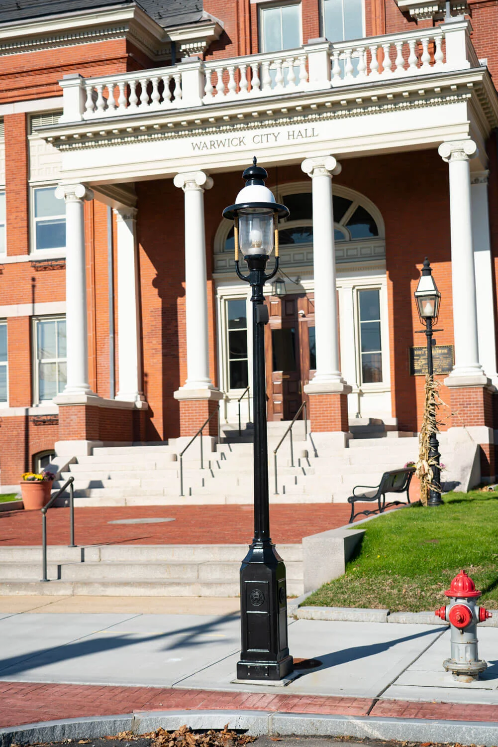 Spring City Light at Warwick City Hall